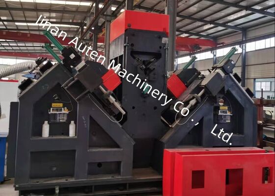 Tốc độ cấp liệu góc 40m / phút Máy khoan kim loại bằng thép Cnc Máy khoan 3 chiếc ở mỗi bên