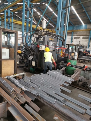 Tăng cường tốc độ cao CNC góc nặng đâm đánh dấu máy cắt râu dòng mô hình JNC2020Q