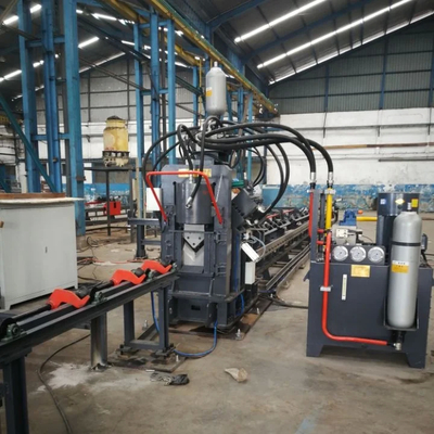 Máy đâm góc CNC 3 đầu có thể tùy chỉnh với lực cắt 1800 KN