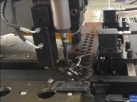 1200KN Servo Feed khoan lực Cnc tấm lỗ máy khoan với 26mm Max đâm đường kính
