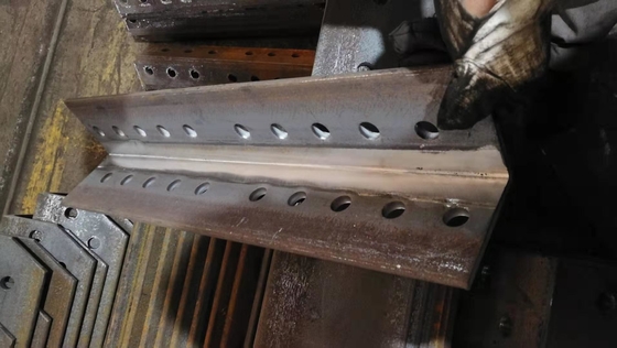 Auten máy xay góc tự động gốc mô hình GQC250-2Q trong ngành công nghiệp thép tháp