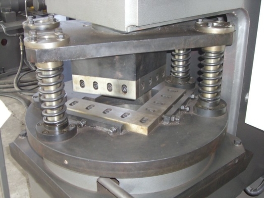 Máy cắt góc thủy lực Mô hình QJ160