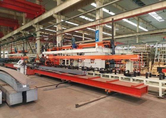 Dây chuyền sản xuất đột dập CNC tấm phẳng dầm dọc xe 1700KN Lực đột máy 25 khuôn