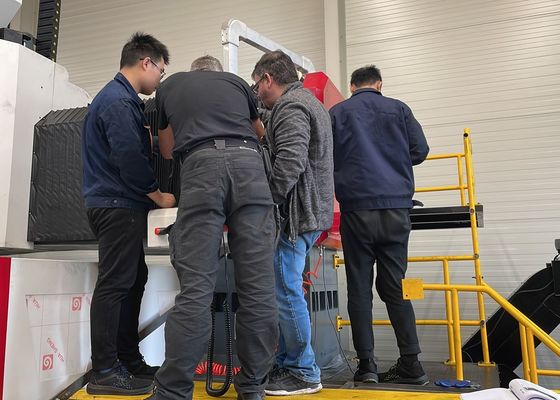 Máy khoan và phay tấm CNC tốc độ cao để gia công hiệu quả