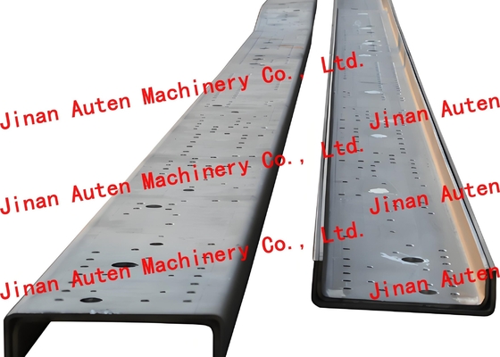 Đường dây sản xuất đâm tấm CNC 120 tấn lực danh nghĩa 25 mô-đun cho xe tải
