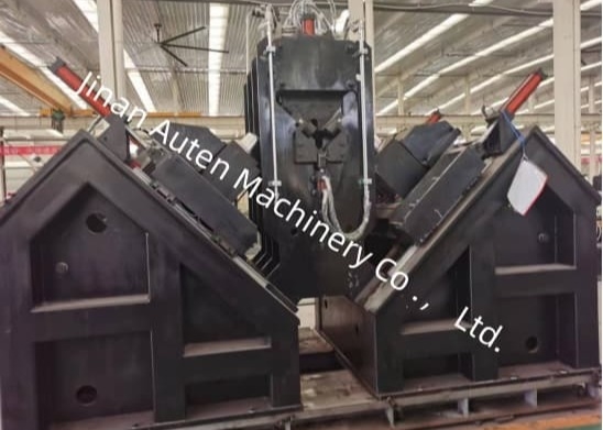 Máy đột dập góc CNC tự động đường kính 40mm, trục chính côn BT40