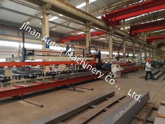Được sử dụng cho các chùm xe tải nhẹ CNC Longitudinal Beam Punching Machine Sheet Metal Processing Line
