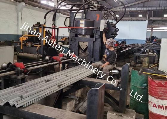 Dây chuyền đột, đánh dấu và cắt góc sắt CNC độ chính xác cao cho sản xuất hệ thống lắp đặt năng lượng mặt trời
