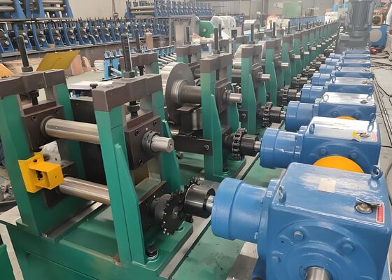 235Mpa Khả năng sản xuất vật liệu Mặt trời Bracket đâm hình máy tự động ≤250mm Bánh dải