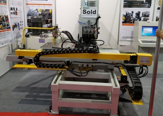 Máy đột CNC trục chính BT50 tạo lỗ cho tấm kim loại thép, độ dày khoan 40mm