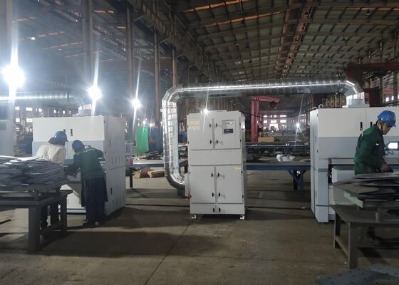 Máy đánh bóng kim loại để loại bỏ các vết nứt từ bề mặt kim loại