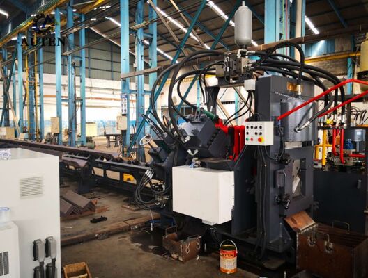 Dây chuyền đột dập, đánh dấu, cắt CNC tốc độ cao chính xác cho góc với điều khiển thông minh