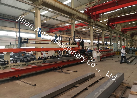 Dây chuyền sản xuất đột CNC dầm xe tải độ dày tấm 4-9mm, chiều dài phôi 4000-12000 mm