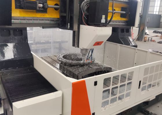 6500x4000x2700mm Kích thước tổng thể Máy xay khoan vòm khoan CNC 28mm T-Slot Width Workbench