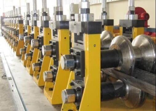 Được sử dụng cho máy tạo cuộn thép lăn nóng có chức năng làm mịn