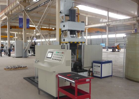 700mm chiều rộng tấm uốn cong CNC uốn cong và máy sưởi ấm 1600KN áp suất bể dầu
