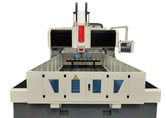 Chiếc máy khoan phân chia loại CNC Gantry-Type Drilling Tapping Milling Boring Machine Model PHD2020