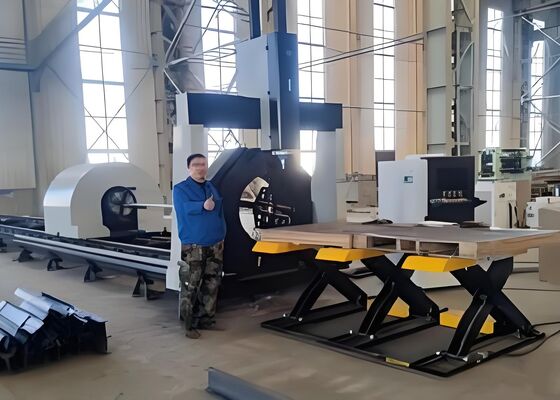 Mô hình LC2412 Máy chế biến ống ống laser CNC cho ống carbon / thép không gỉ