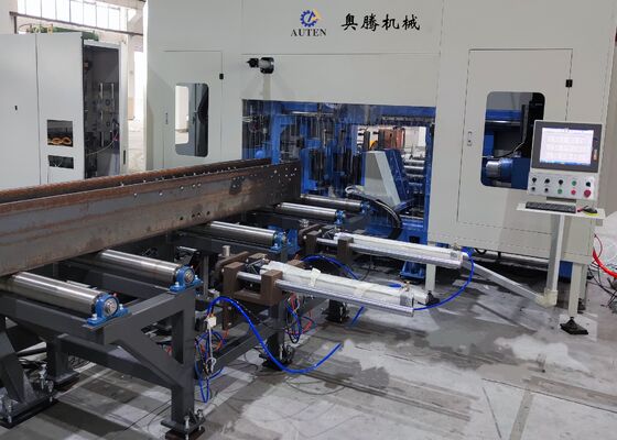 Được trang bị 3 Spindles Cnc H Beam Drilling Machine cho ngành công nghiệp cấu trúc thép