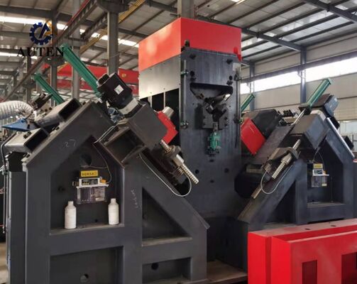 Mô hình ADM2532 Máy khoan và đánh dấu góc CNC BT40 Máy khoan